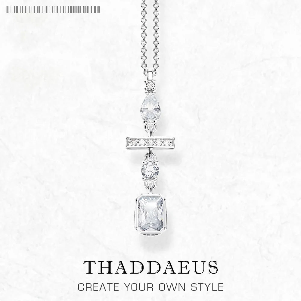 Silver necklace in zirconi