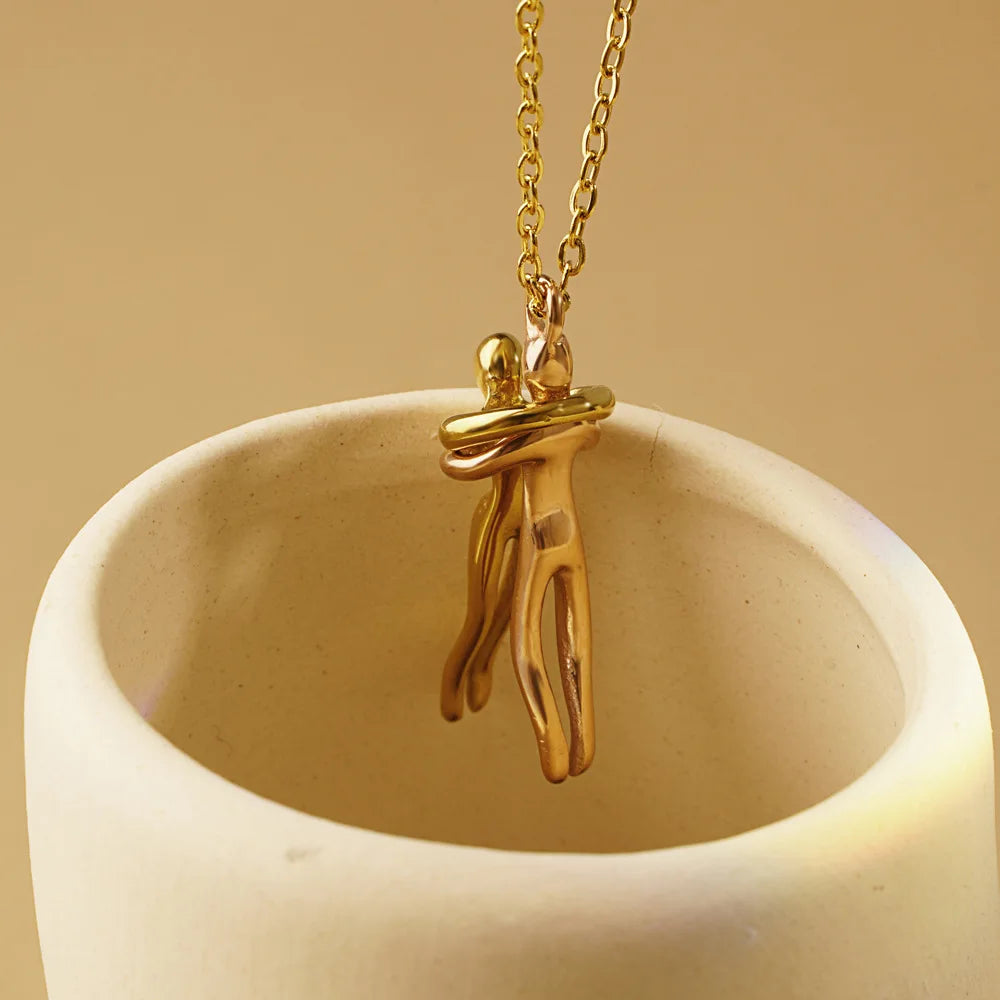 Abbraccio Eterno, necklace